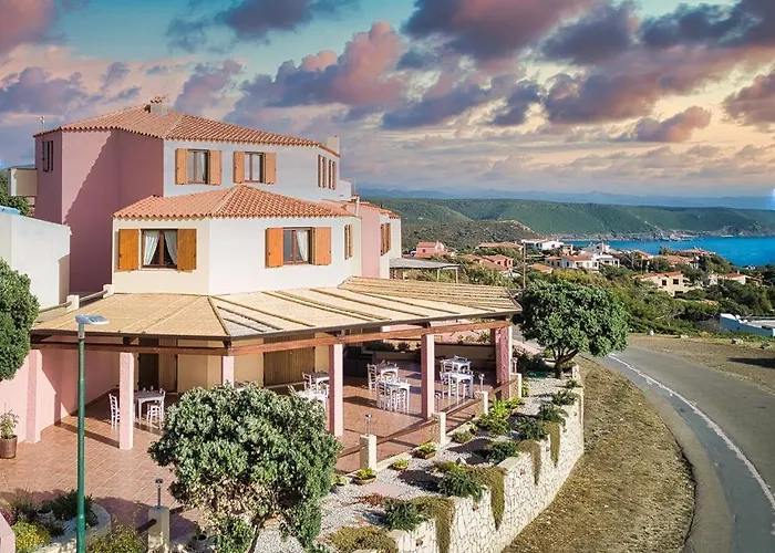 Hotel Trinita Dei Corsari